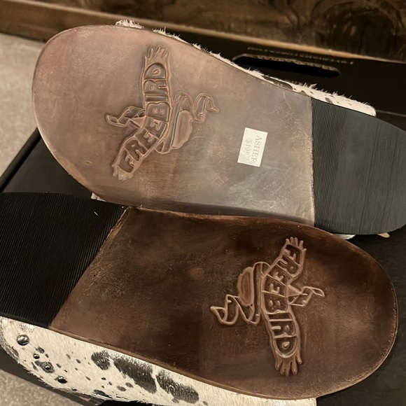 🎩Freebird Asher Cow Hyde Birkenstock Style Sandals - Picture 3 of 4